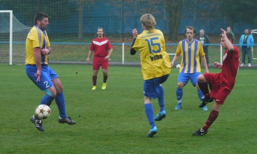 1. kolo okresní přebor, FK Jaroměř B - TJ Sokol Hejtmánkovice, 7.11.2015, foto: Václav Mlejnek